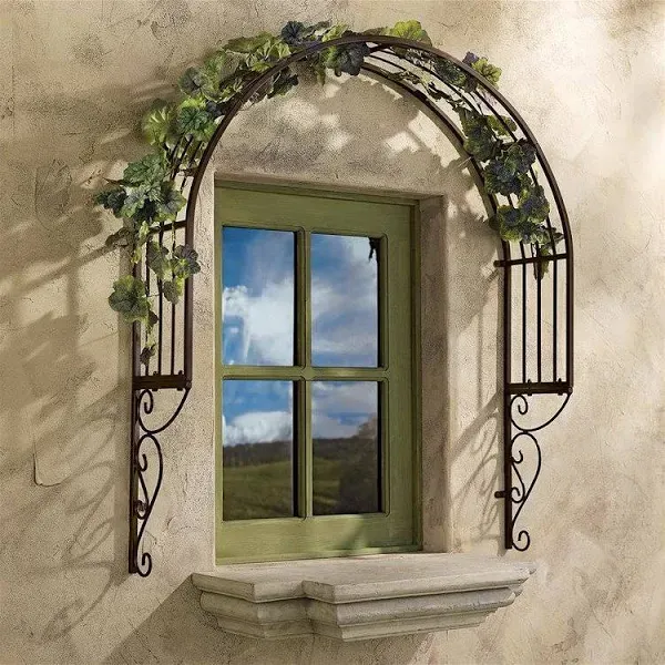 Design Toscano Thornbury Ornamental Metal Garden Window Trellis