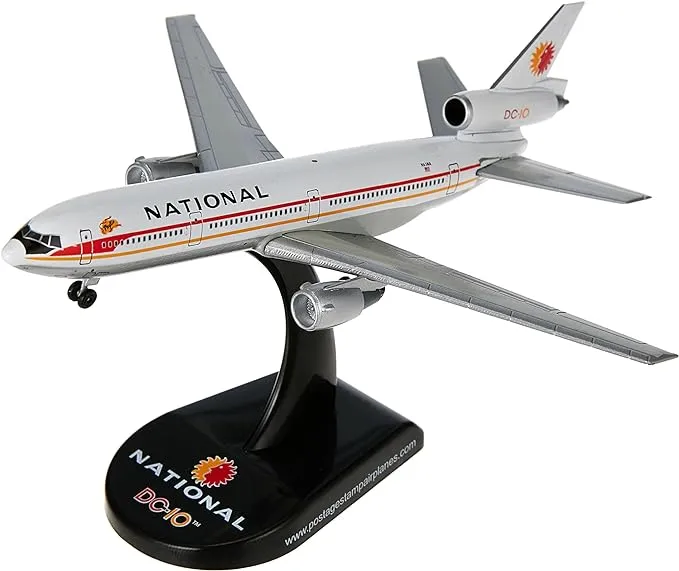 Daron Postage Stamp National DC-10 1/400 Scale Model Aircraft